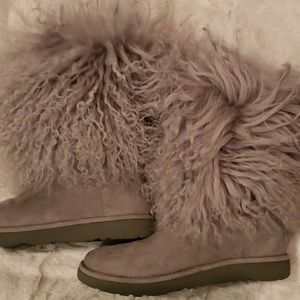 Ugg Boots with the fuuurrrrrr